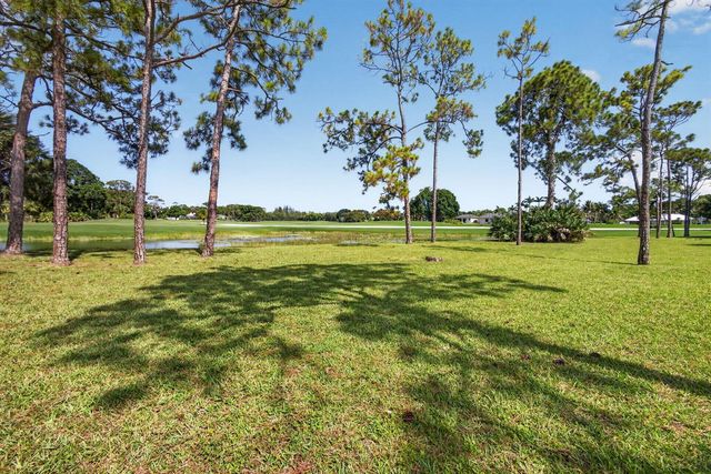 11866 Keswick Way, Palm Beach Gardens, FL 33412