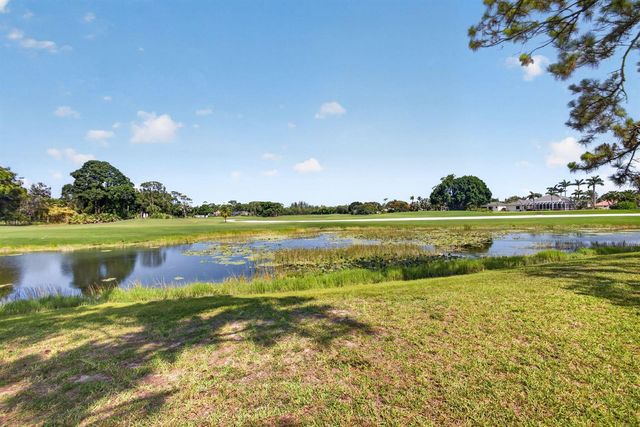 11866 Keswick Way, Palm Beach Gardens, FL 33412