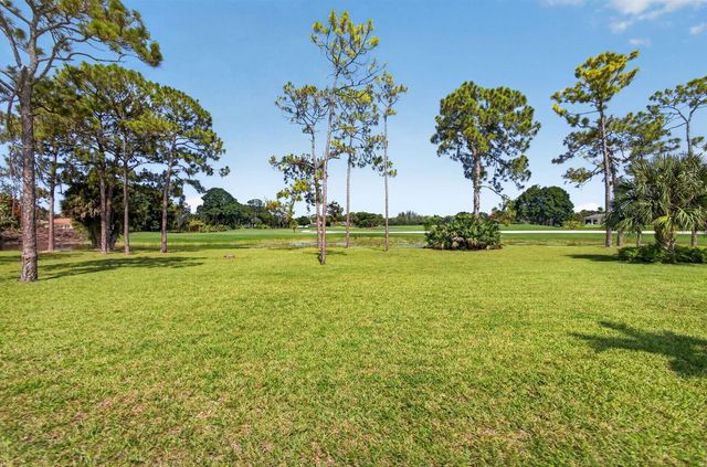 11866 Keswick Way, Palm Beach Gardens, FL 33412