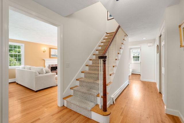 25 Russett Hill Road, Sherborn, MA 01770