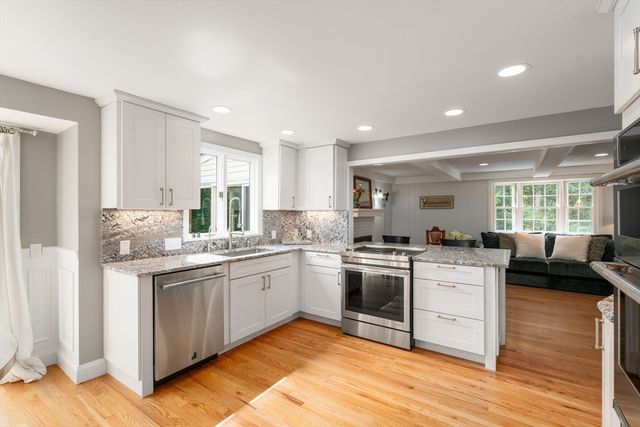 25 Russett Hill Road, Sherborn, MA 01770