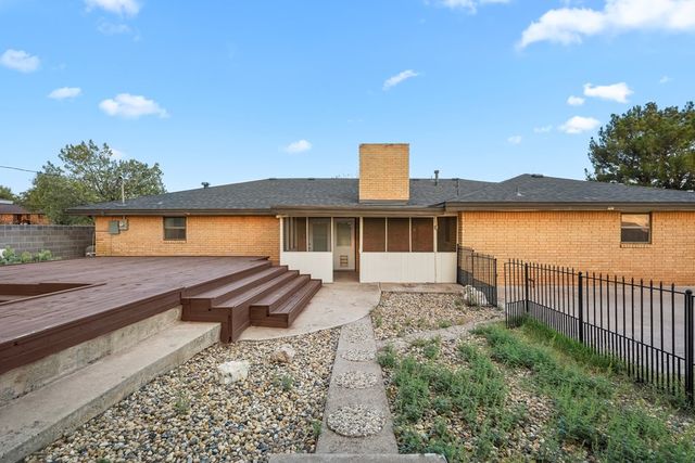 2702 Apache Dr, Big Spring, TX 79720