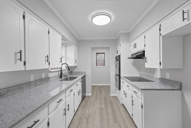 2702 Apache Dr, Big Spring, TX 79720