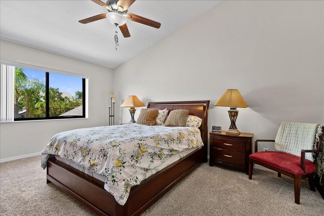 6111 SE Georgetown Place, Hobe Sound, FL 33455