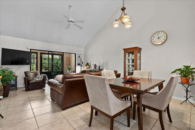 6111 SE Georgetown Place, Hobe Sound, FL 33455