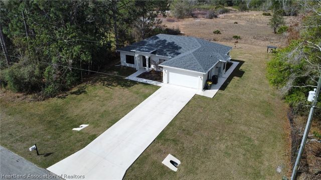 1240 S Avon Estates Boulevard, Avon Park, FL 33825