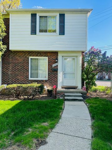22935 Gary Ln Lane, Saint Clair Shores, MI 48080