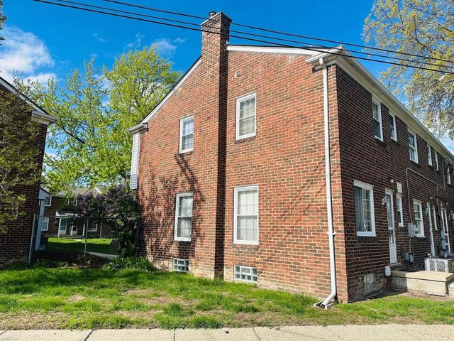 22935 Gary Ln Lane, Saint Clair Shores, MI 48080
