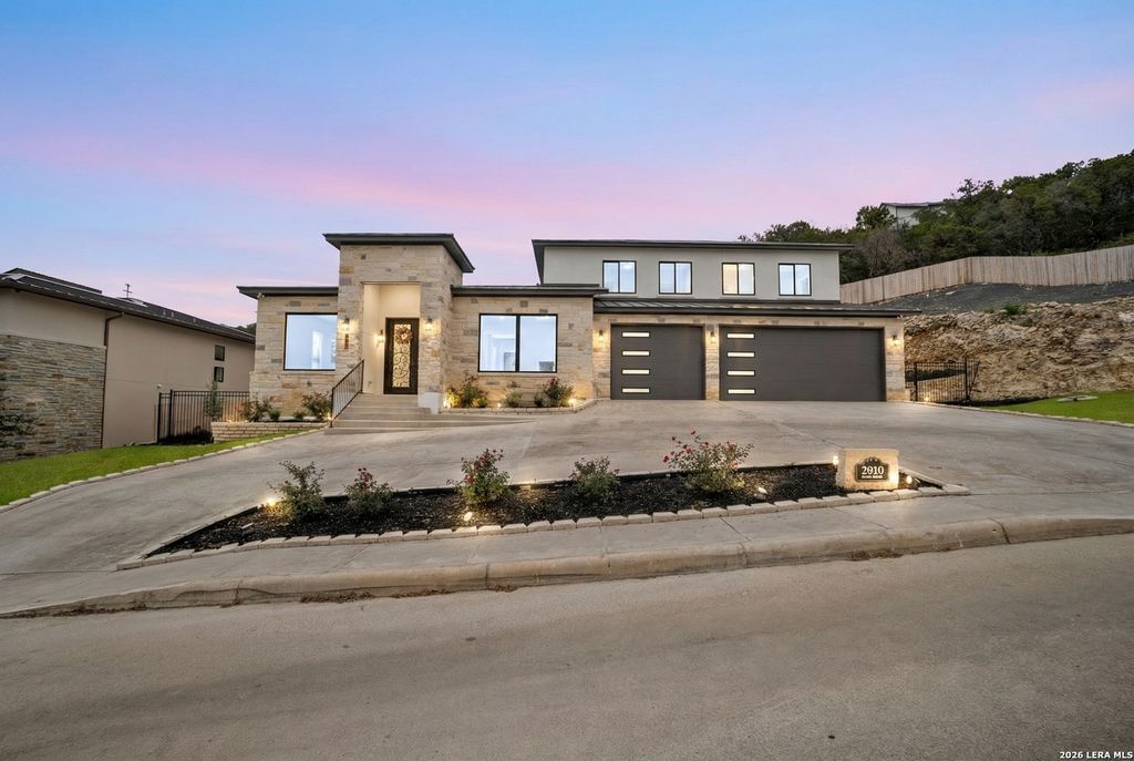 7310 Cresta Bulivar, San Antonio, TX 78256