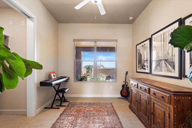 6527 Vista Del Prado Road NW, Albuquerque, NM 87120