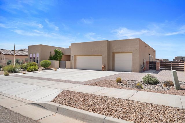 6527 Vista Del Prado Road NW, Albuquerque, NM 87120