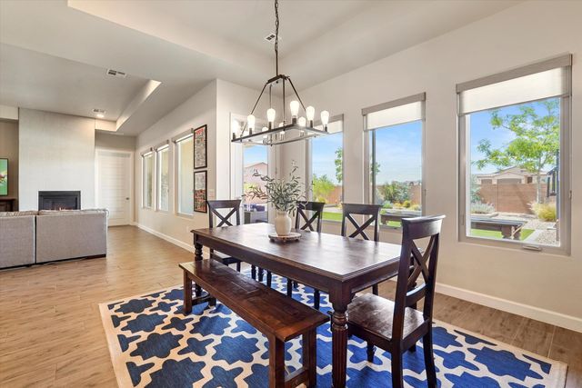 6527 Vista Del Prado Road NW, Albuquerque, NM 87120