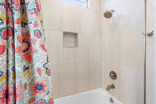 6527 Vista Del Prado Road NW, Albuquerque, NM 87120