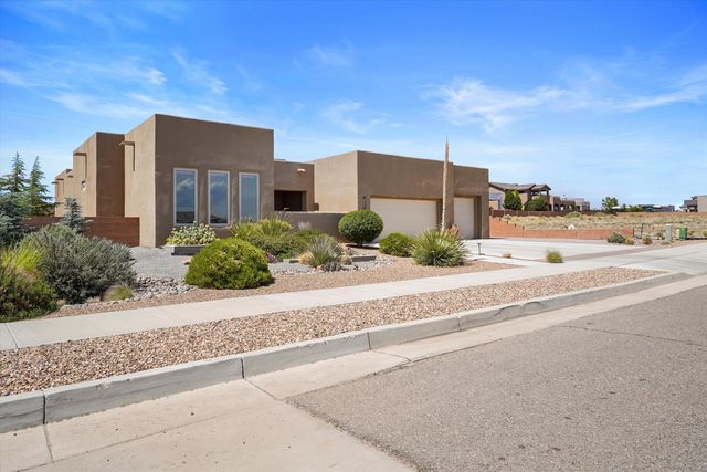 6527 Vista Del Prado Road NW, Albuquerque, NM 87120