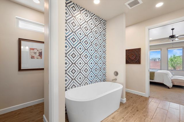 6527 Vista Del Prado Road NW, Albuquerque, NM 87120