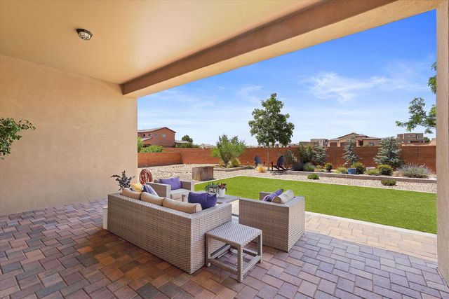 6527 Vista Del Prado Road NW, Albuquerque, NM 87120