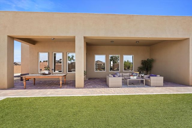 6527 Vista Del Prado Road NW, Albuquerque, NM 87120