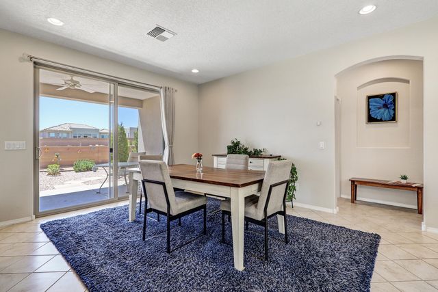 9332 Wood Creek Lane NW, Albuquerque, NM 87120