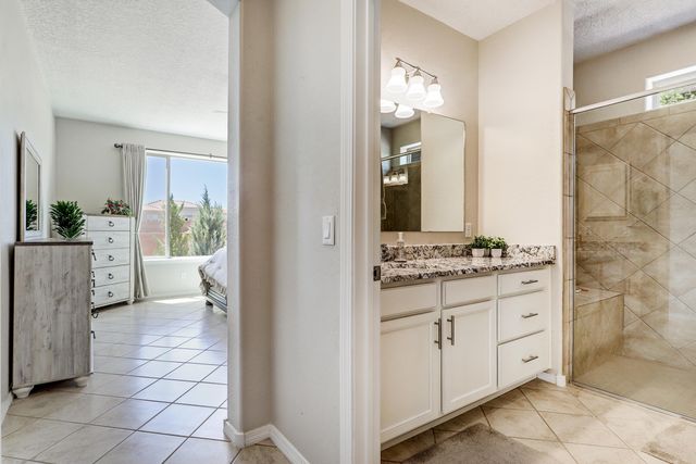 9332 Wood Creek Lane NW, Albuquerque, NM 87120