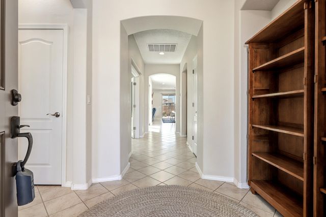 9332 Wood Creek Lane NW, Albuquerque, NM 87120