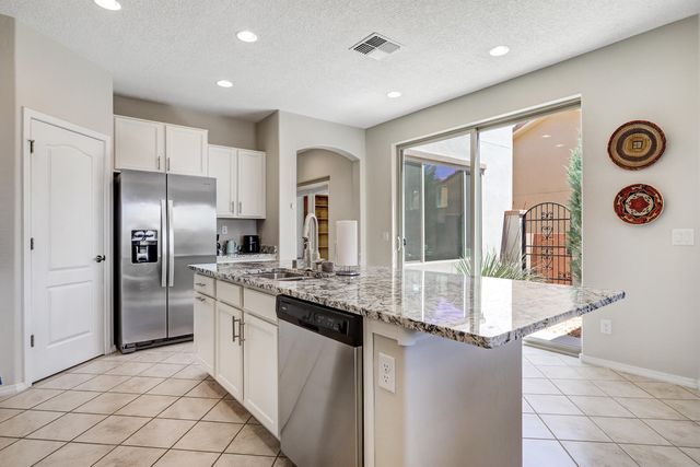 9332 Wood Creek Lane NW, Albuquerque, NM 87120