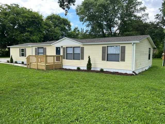 410 Franklin St, Cowan, TN 37318