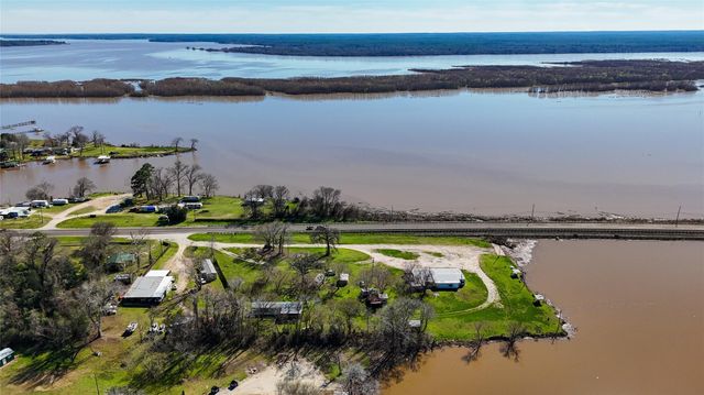 224 Steinback Avenue, Trinity, TX 75862