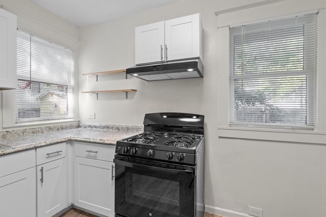 3404 Grooms ST B, Austin, TX 78705