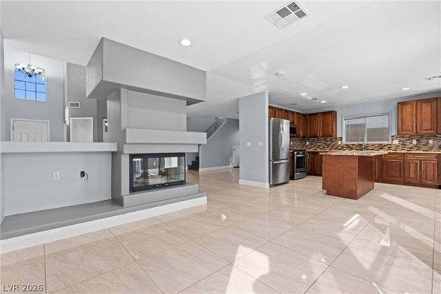 506 Wheaties Way, Las Vegas, NV 89110