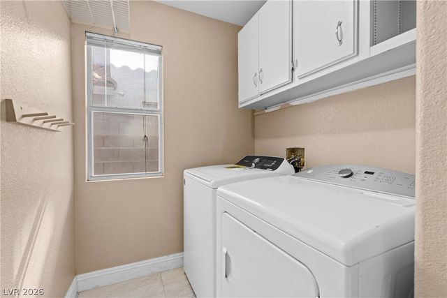 506 Wheaties Way, Las Vegas, NV 89110