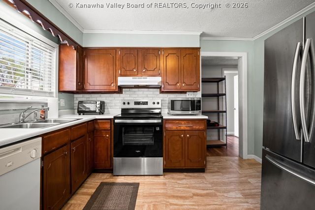 5020 Kilgore Lane, Charleston, WV 25313