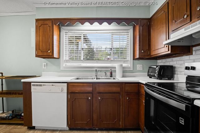 5020 Kilgore Lane, Charleston, WV 25313