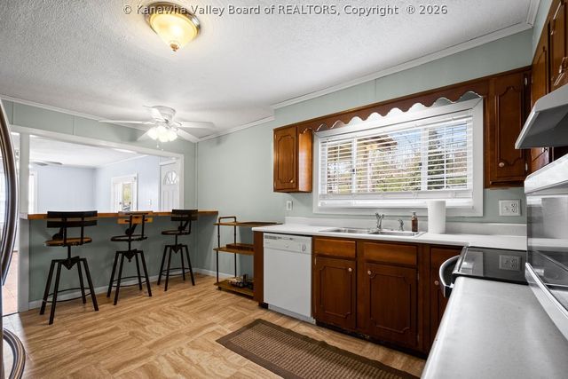 5020 Kilgore Lane, Charleston, WV 25313