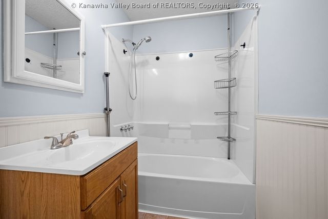 5020 Kilgore Lane, Charleston, WV 25313
