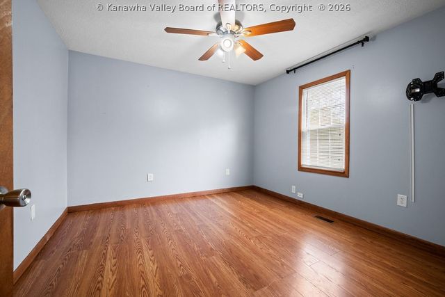 5020 Kilgore Lane, Charleston, WV 25313
