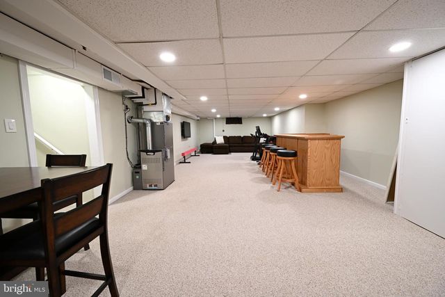 384 E 3RD ST E, Florence, NJ 08518