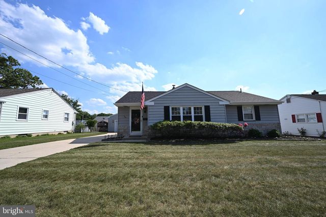 384 E 3RD ST E, Florence, NJ 08518