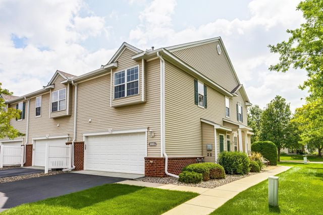 10808 Hawthorn Trail A, Woodbury, MN 55129