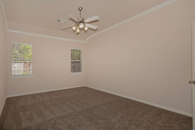 47 N Spinning Wheel Circle, The Woodlands, TX 77382