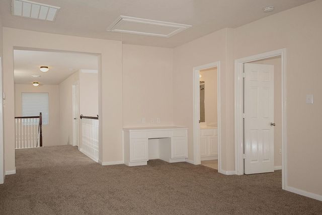 47 N Spinning Wheel Circle, The Woodlands, TX 77382