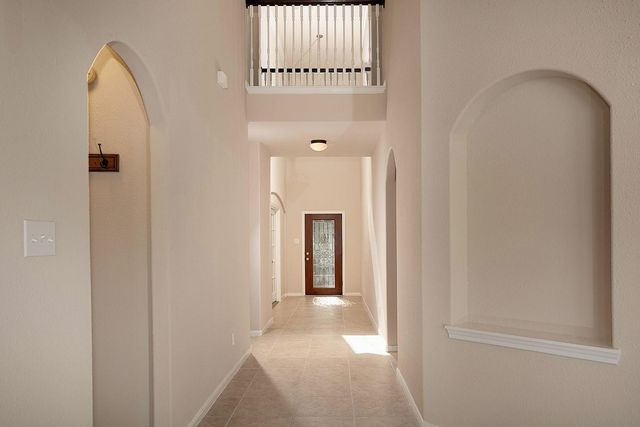 47 N Spinning Wheel Circle, The Woodlands, TX 77382