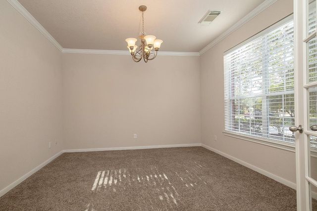47 N Spinning Wheel Circle, The Woodlands, TX 77382