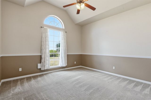 454 Stone Mountain Court, Cresson, TX 76035