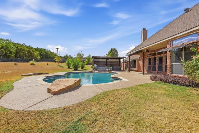 454 Stone Mountain Court, Cresson, TX 76035