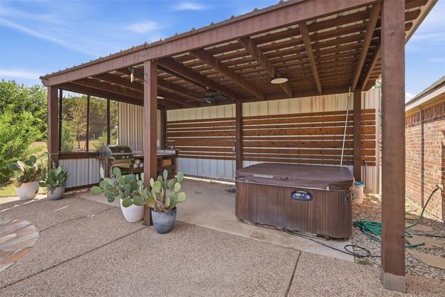 454 Stone Mountain Court, Cresson, TX 76035