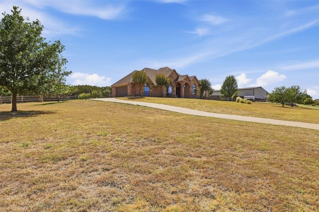 454 Stone Mountain Court, Cresson, TX 76035