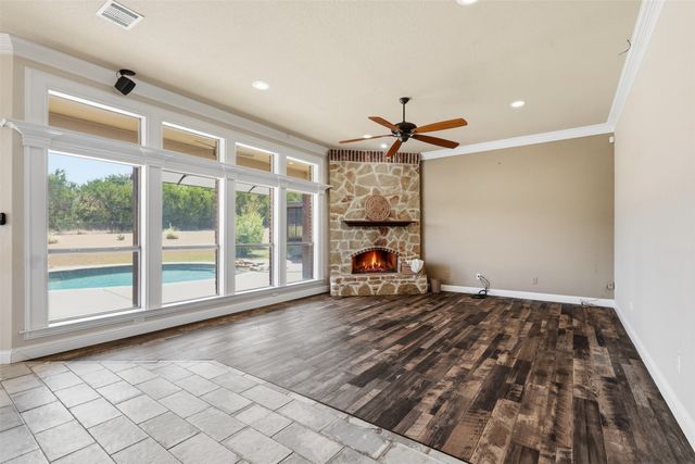 454 Stone Mountain Court, Cresson, TX 76035