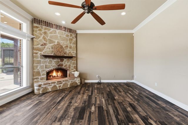 454 Stone Mountain Court, Cresson, TX 76035