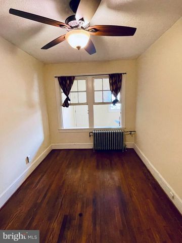 1518 ISHERWOOD ST NE, Washington, DC 20002