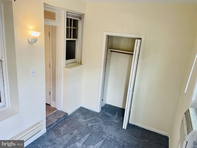 1518 ISHERWOOD ST NE, Washington, DC 20002